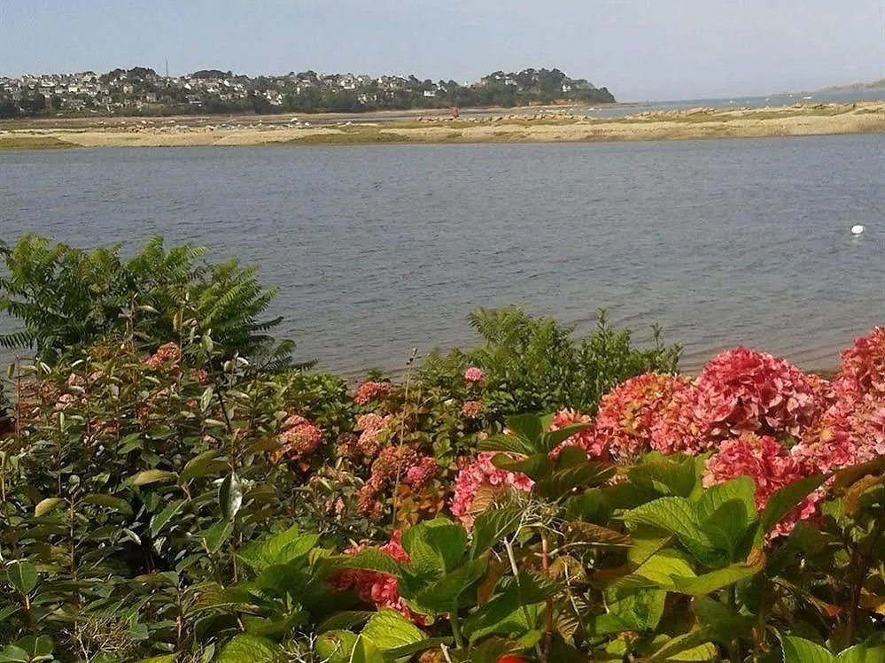 La Presqu' Ile Du Lenn Face A La Mer Apartment Louannec